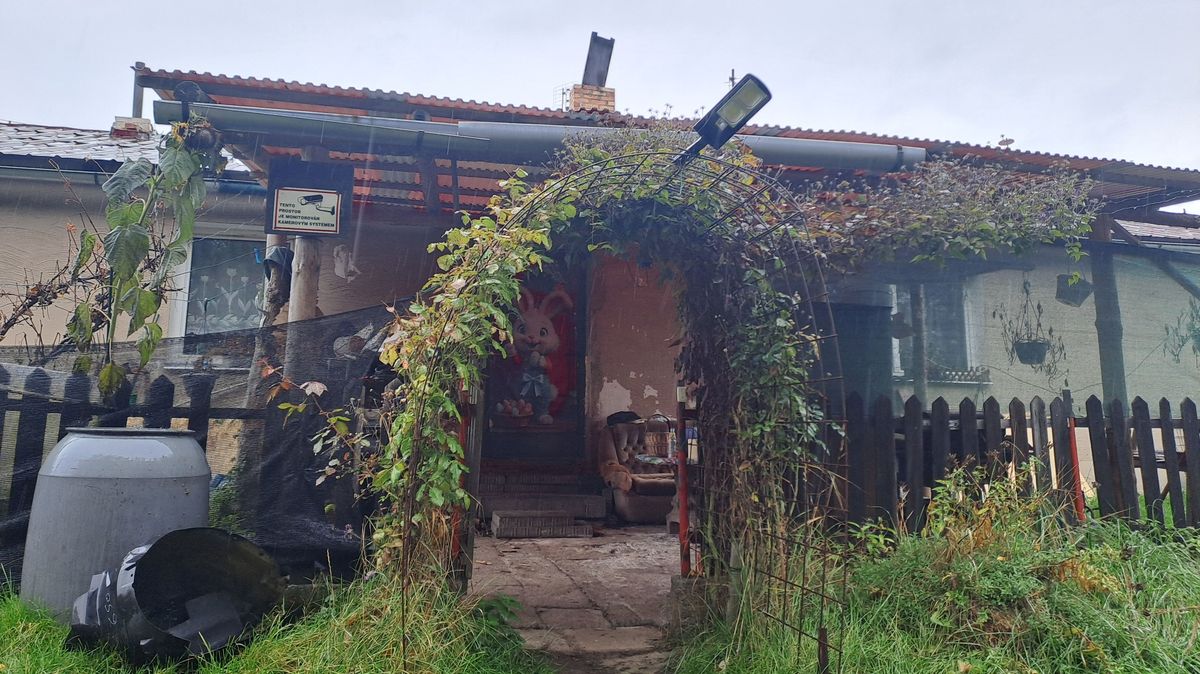 Seniorka na ubytovně málem zemřela, majitele objektu na Tachovsku ztrestal úřad